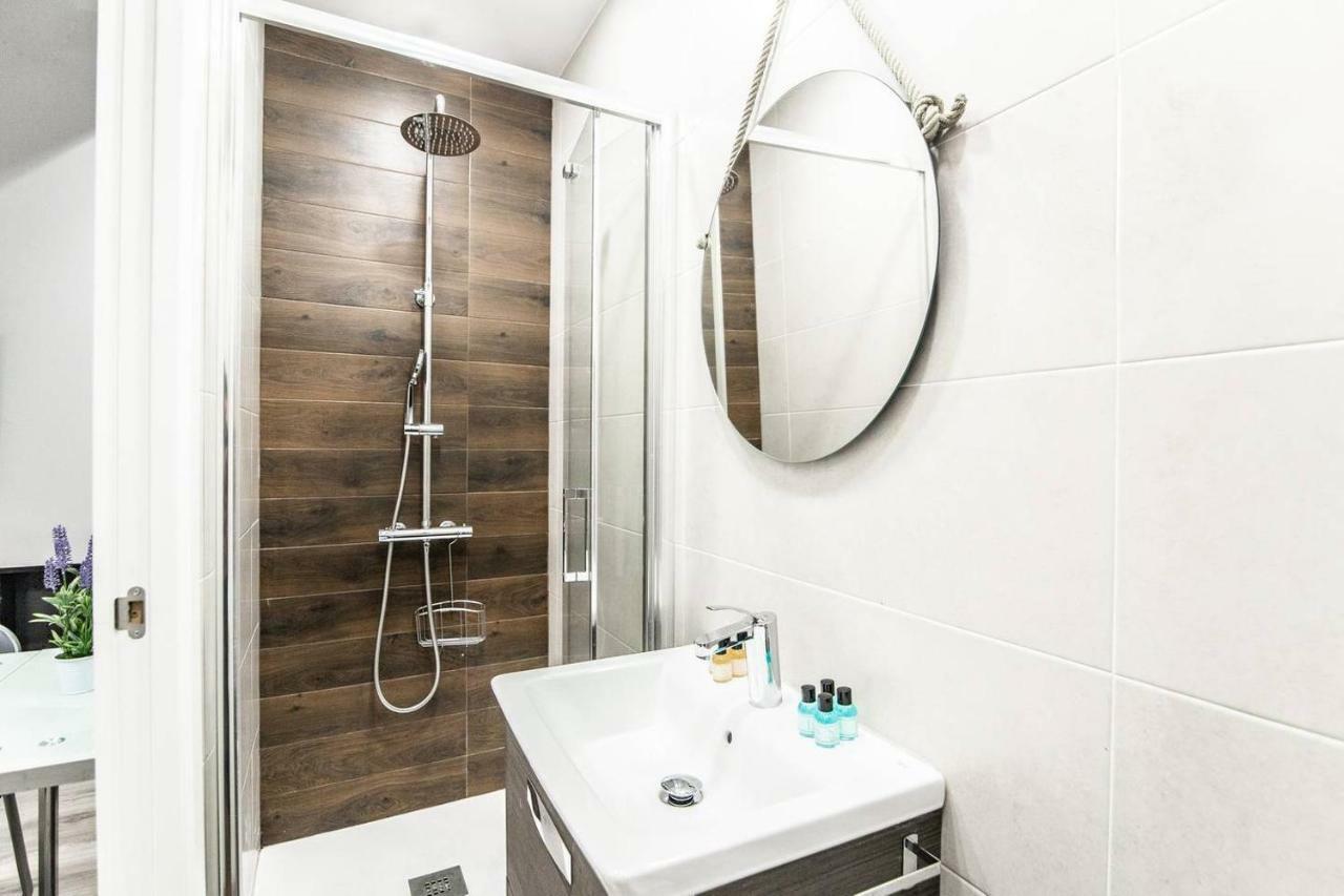 Cozy And Modern Apartment For 4 In Мадрид Екстер'єр фото